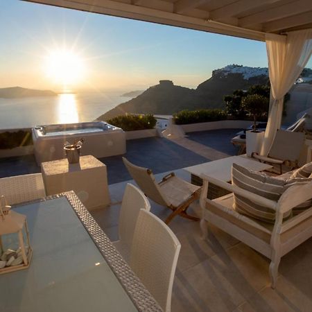 Sunset View Villa Santorini - With Outdoor Jacuzzi Firostefani Exteriér fotografie