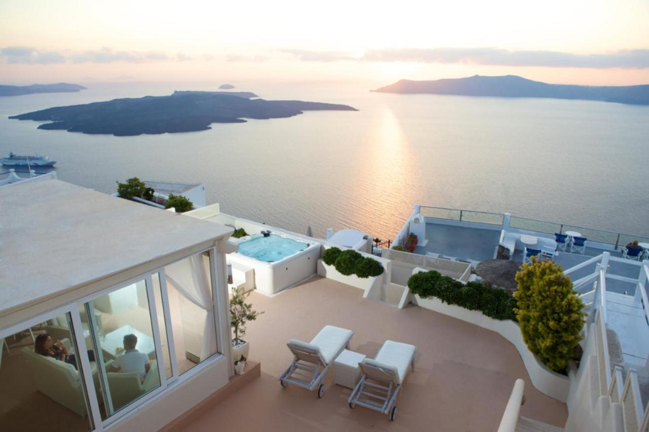 Sunset View Villa Santorini - With Outdoor Jacuzzi Firostefani Exteriér fotografie